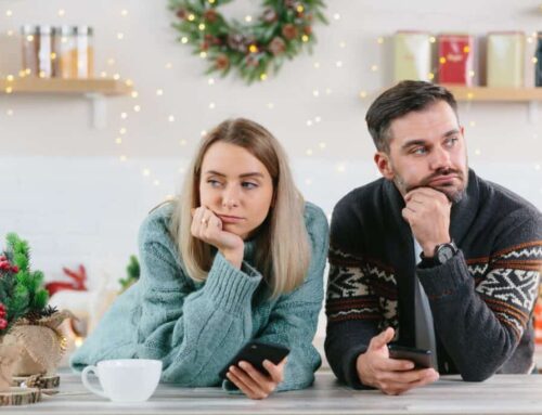 How to Juggle Multiple Obligations During the Holidays as a Couple