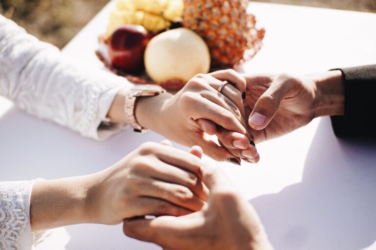 6 Ways to Practice Emotional Vulnerability in Your Relationship