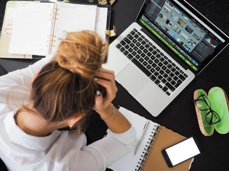 Why Financial Worries Are Causing Depression in Millennials