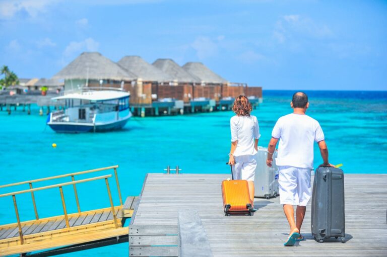 How to Relax on Vacation When Anxiety Threatens to Ruin Your Trip